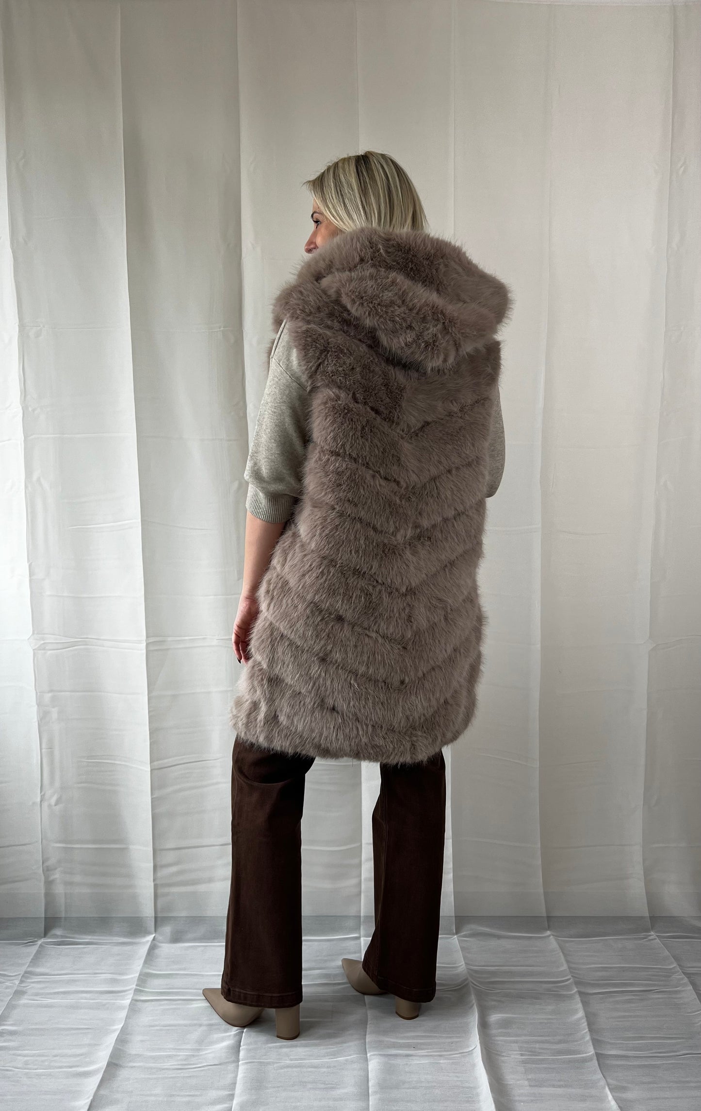 Élodie Sleeveless Coat